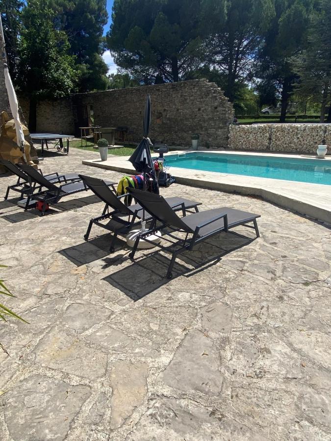 Logis Dans Ancien Relais De Poste Apartment Saint Julien Les Rosiers Luaran gambar